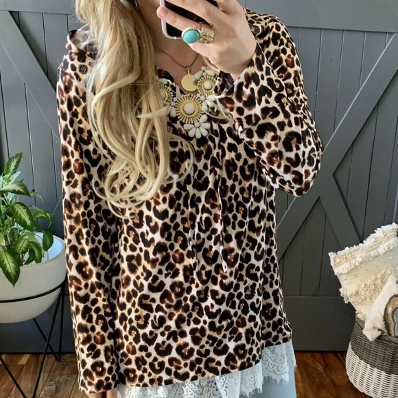 Figleaffashion Tops - New Plus Size Leopard Animal Print Hooded Blouse
